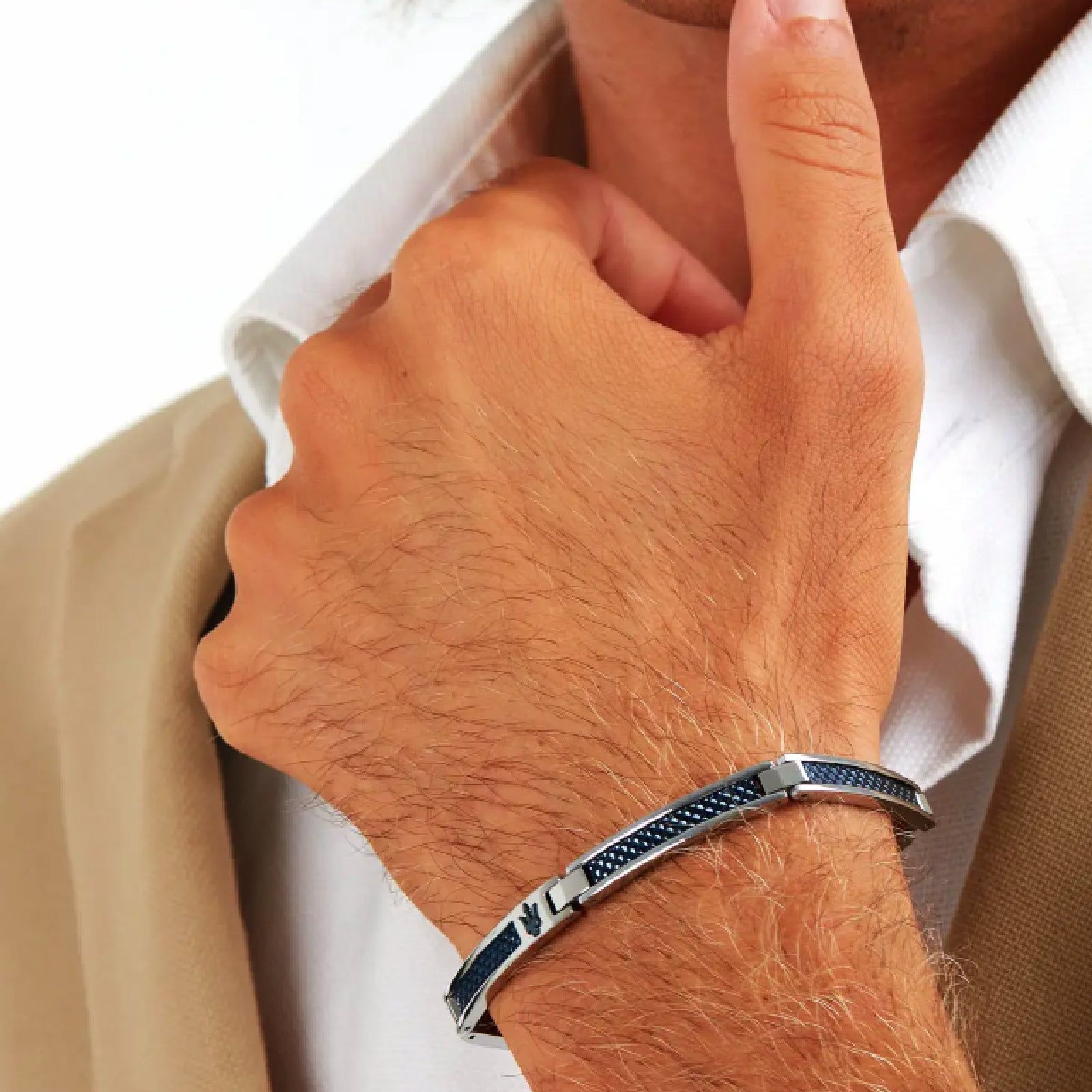 Bracciale Maserati Iconic acciaio con maglie allungate blu JM523AVD33-4