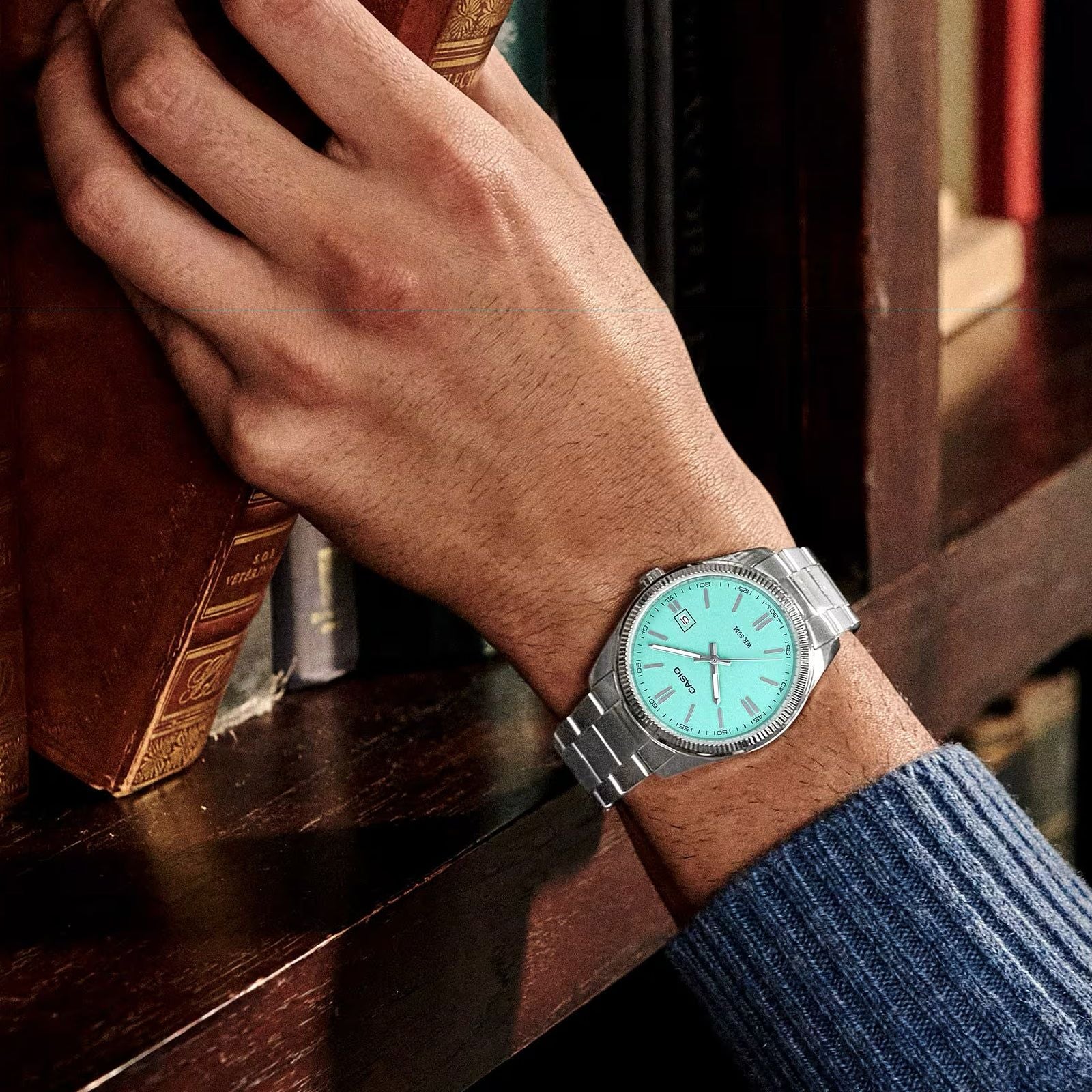 Orologio donna Casio Timeless in acciaio quadrante verde acqua 30mm