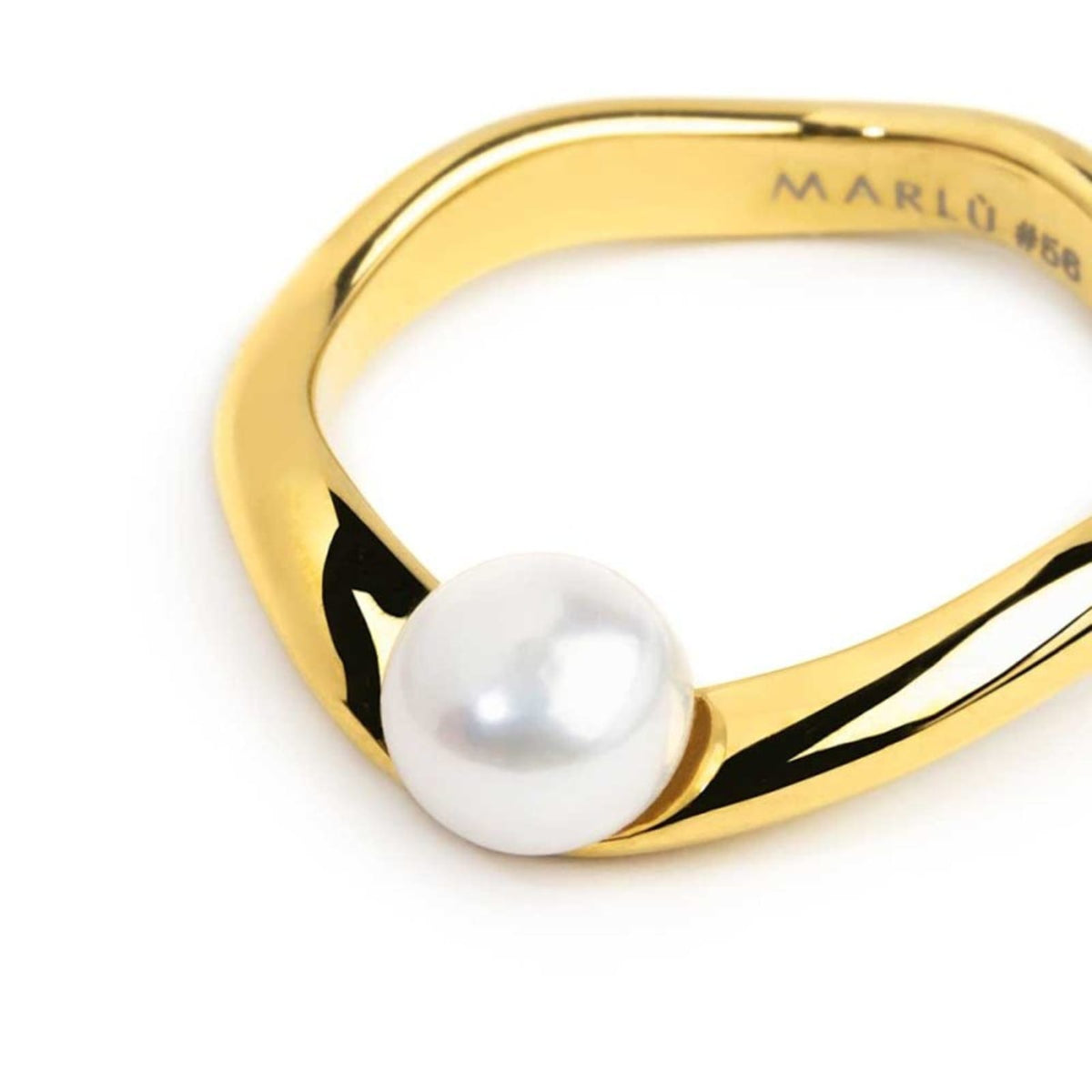 Anello Marlù in acciaio dorato a fascia organica con perla 10