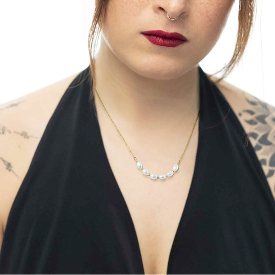 Collana girocollo da donna Marlù in acciaio dorato con perle MISURA UNICA