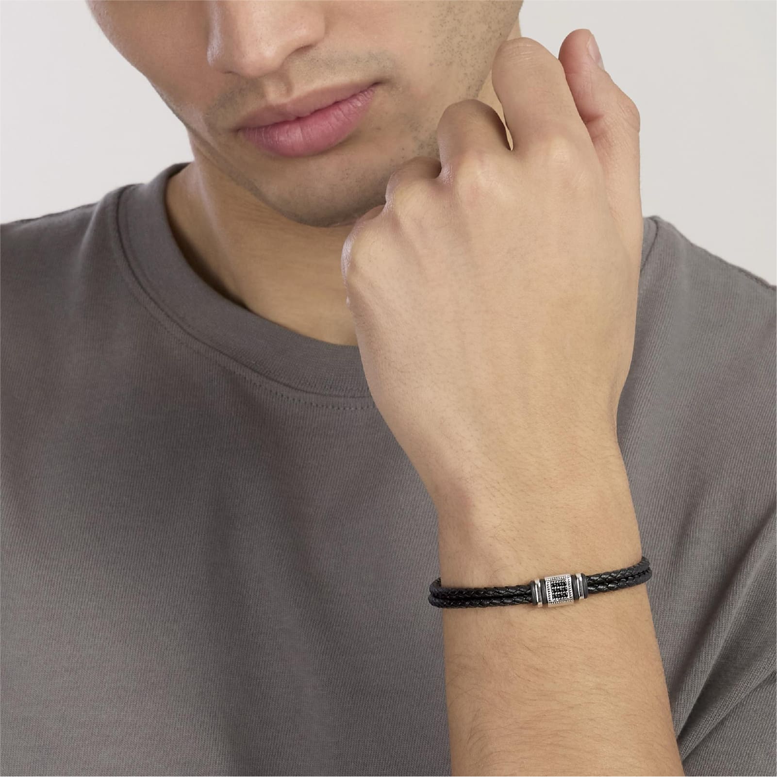 Bracciale Mabina in pelle elemento centrale zirconi da uomo 20 cm