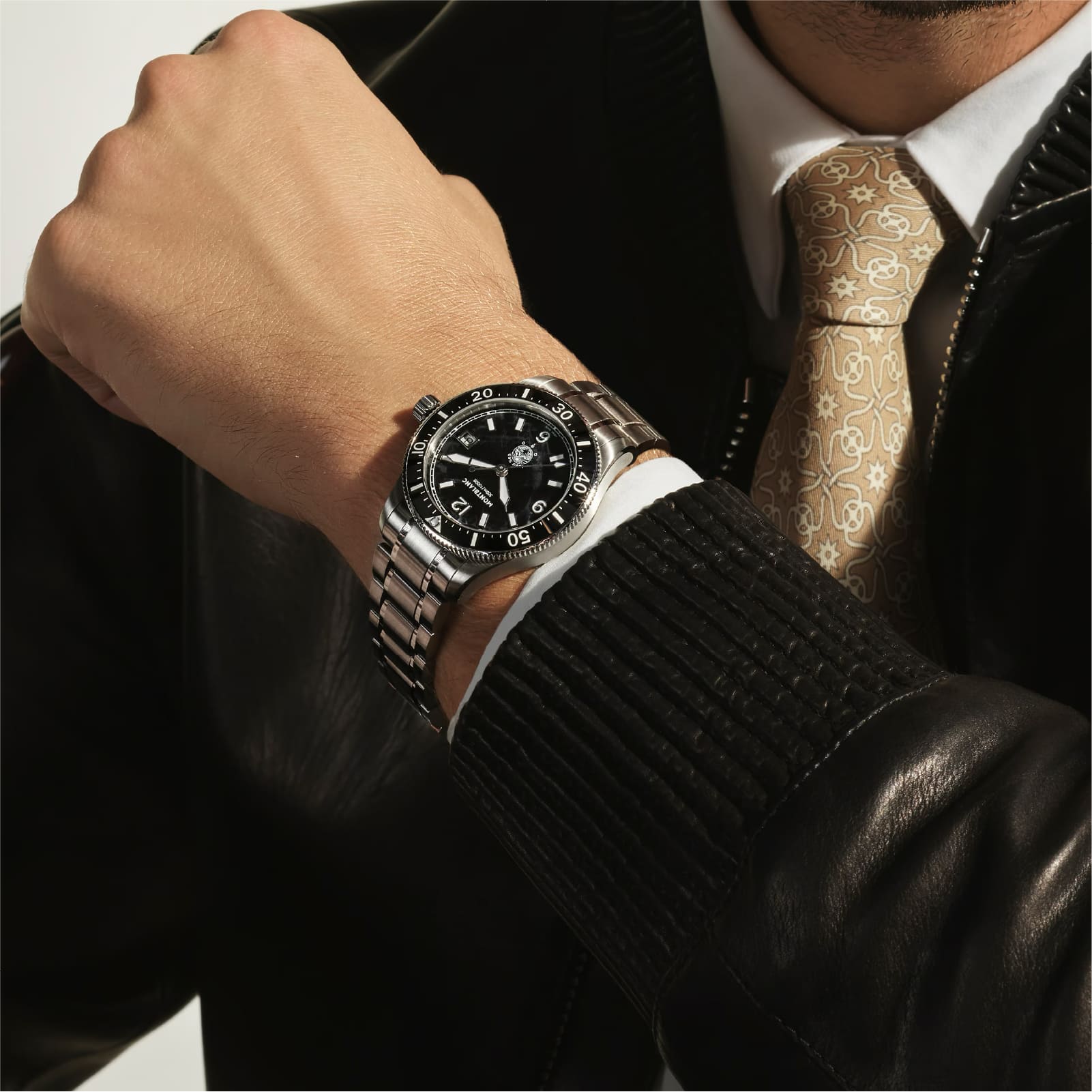 Orologio Montblanc Iced Sea 0 Oxygen in acciaio e nero MISURA UNICA