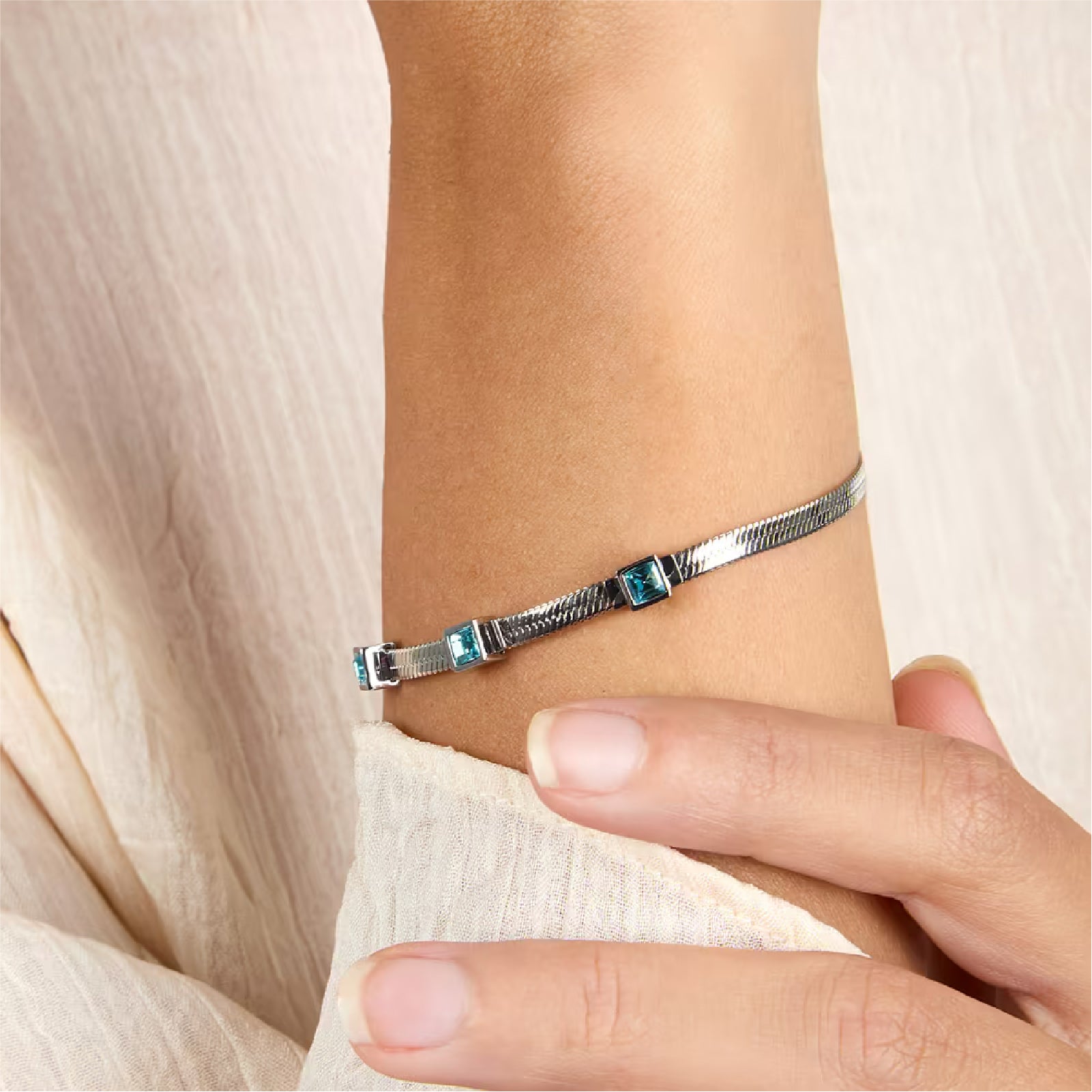 Collana trilogy Morellato in acciaio con cristalli azzurri Regolabile 16-19 cm