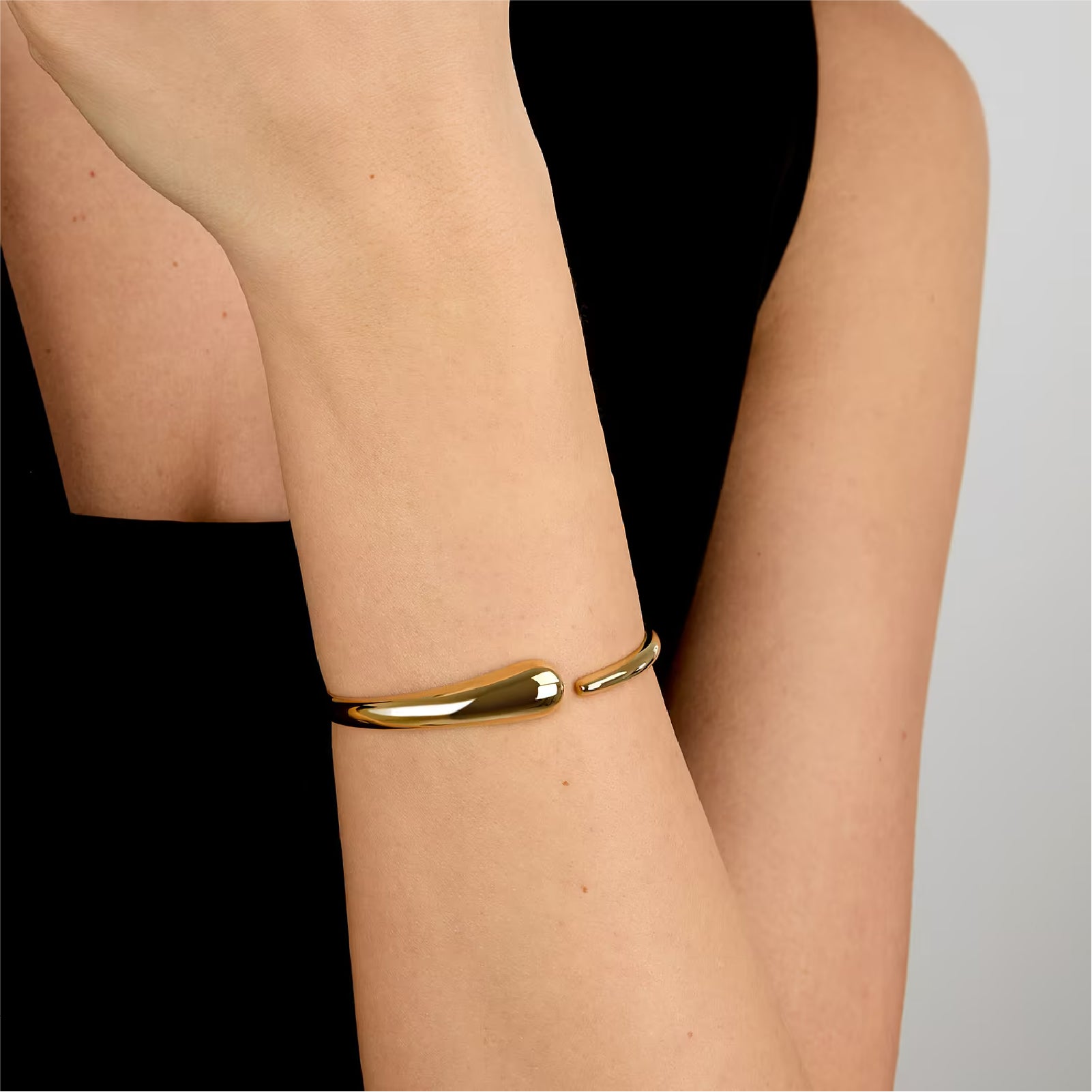 Bracciale apribile donna Morellato Design acciaio pvd oro DIAMETRO 56 X 46 MM