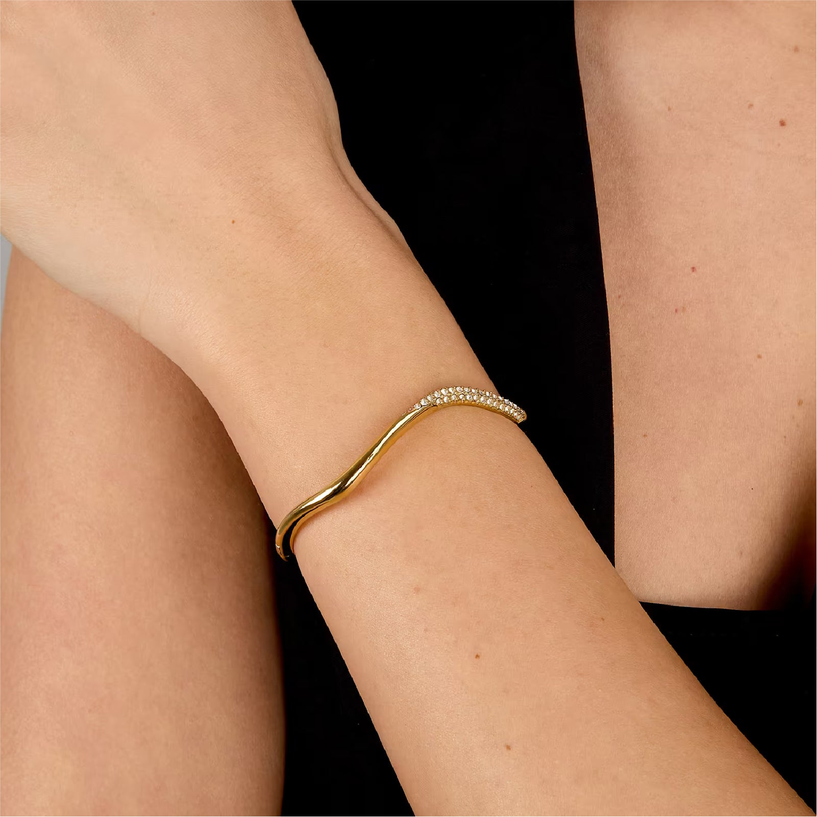 Bracciale apribile donna Morellato Design pvd oro e cristalli DIAMETRO 56 X 46 MM