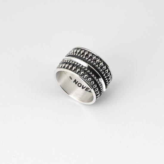 Anello fascia Nove25 Etnochic unisex in argento e disegni etnici N25ANE00127-2