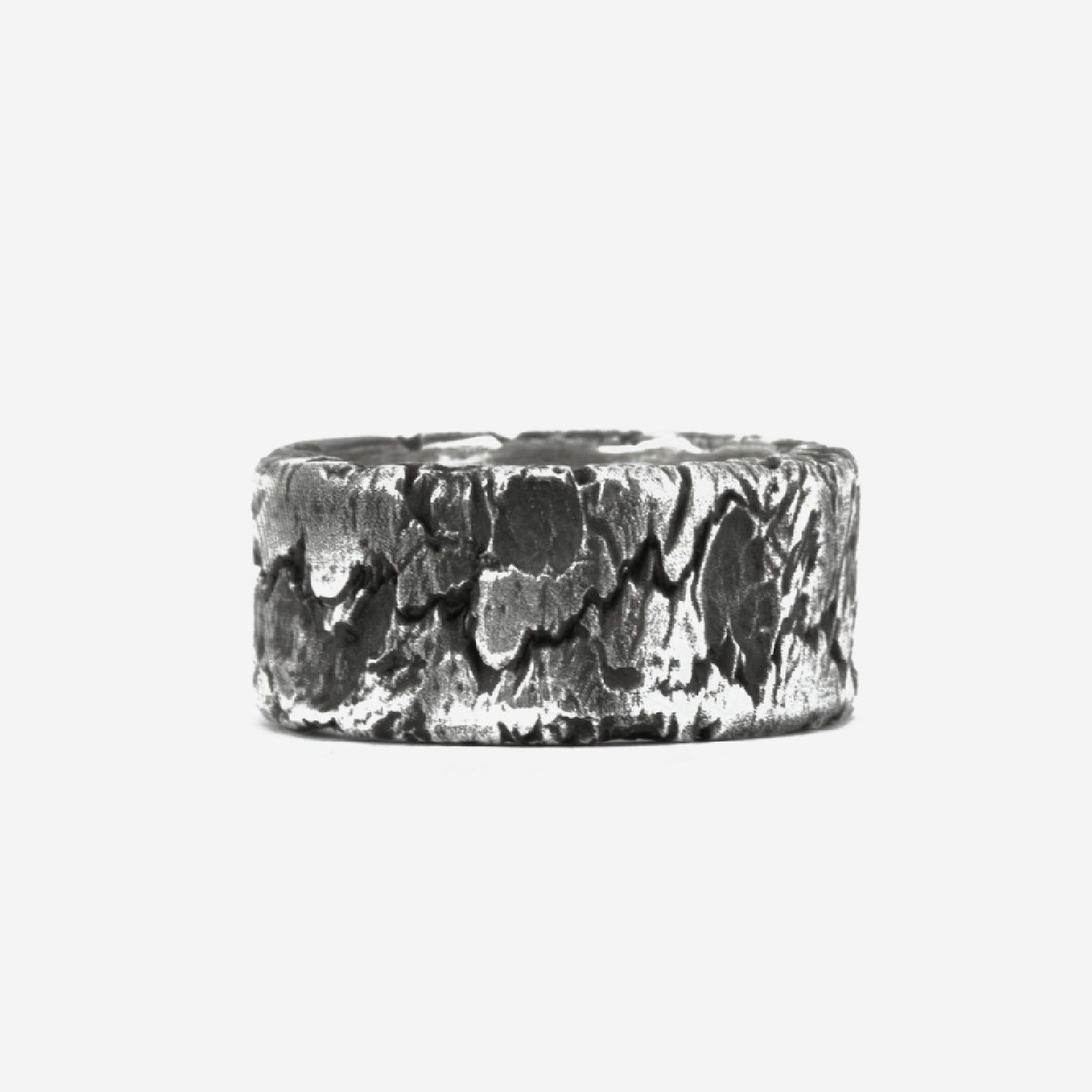Anello fascia Nove25 Materic unisex in argento lavorato N25ANE00390 N25ANE00390-1