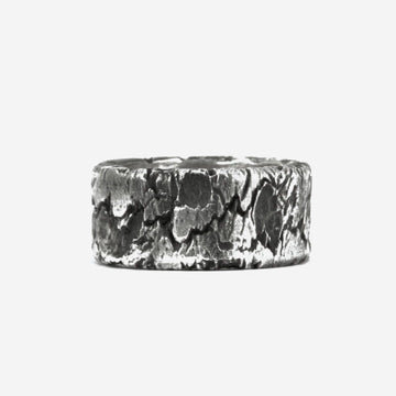 Anello fascia Nove25 Materic unisex in argento lavorato N25ANE00390 N25ANE00390-1