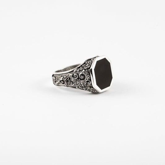 Anello chevalier Nove25 Bad Romance unisex in argento con agata nera e scritta N25ANE00477-1
