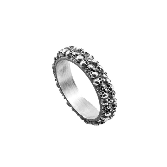 Anello unisex Nove25 Traditional in argento brunito con teschi N25ANE00529-2