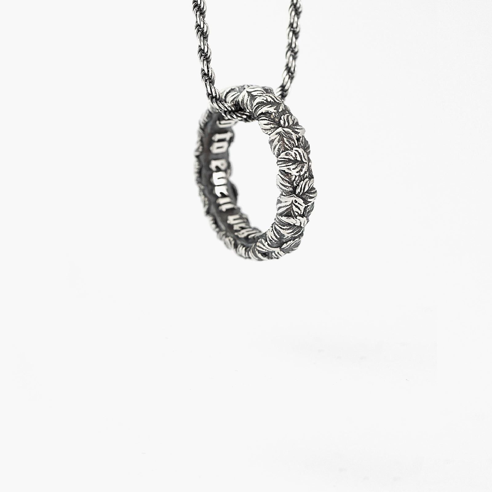 Collana Nove25 Eden unisex in argento ciondolo tondo con foglie N25COL00340-O-S-1