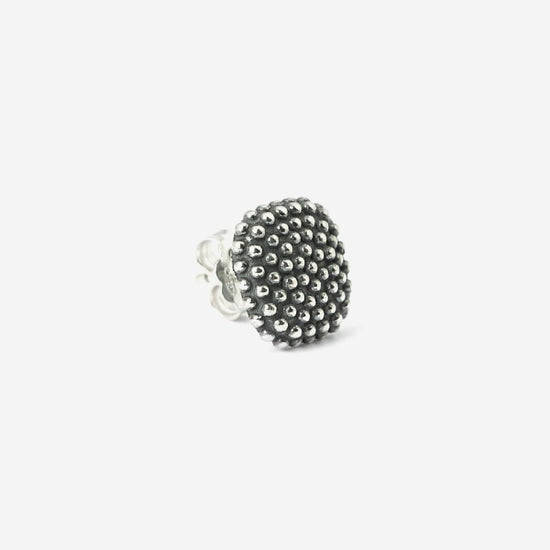 Mono orecchino a lobo quadrato Nove25 Puntinati unisex in argento 10mm N25ORE00166-O-S-2
