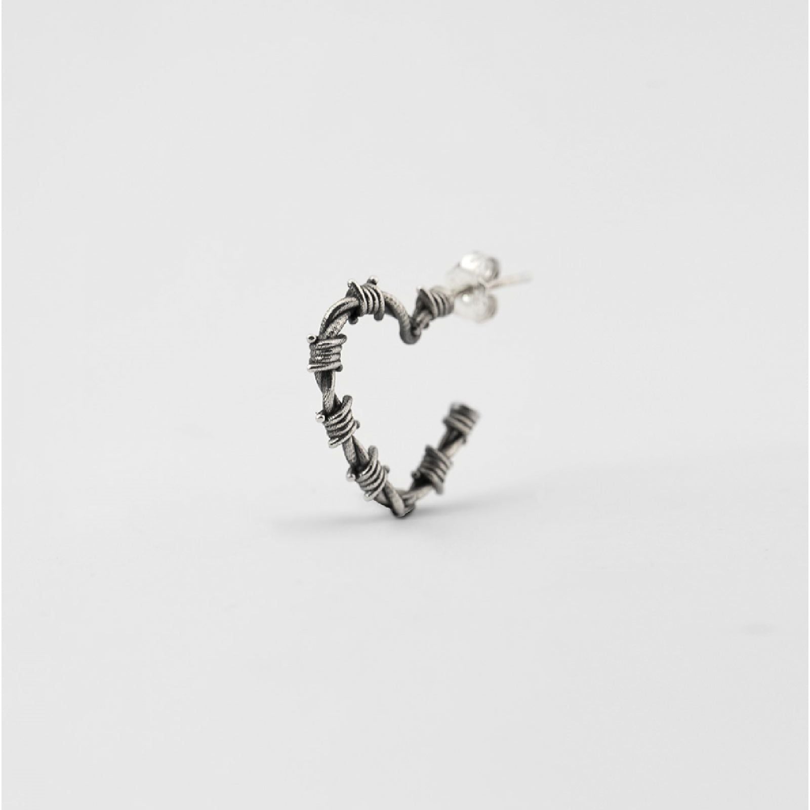 Mono orecchino cerchio Nove25 Filo Spinato donna in argento cuore con filo spinato 22x27mm N25ORE00435-O-S-1