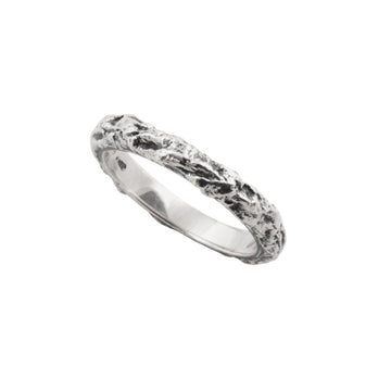 Anello fedina sottile NOVE25 Materic argento brunito lucido 16