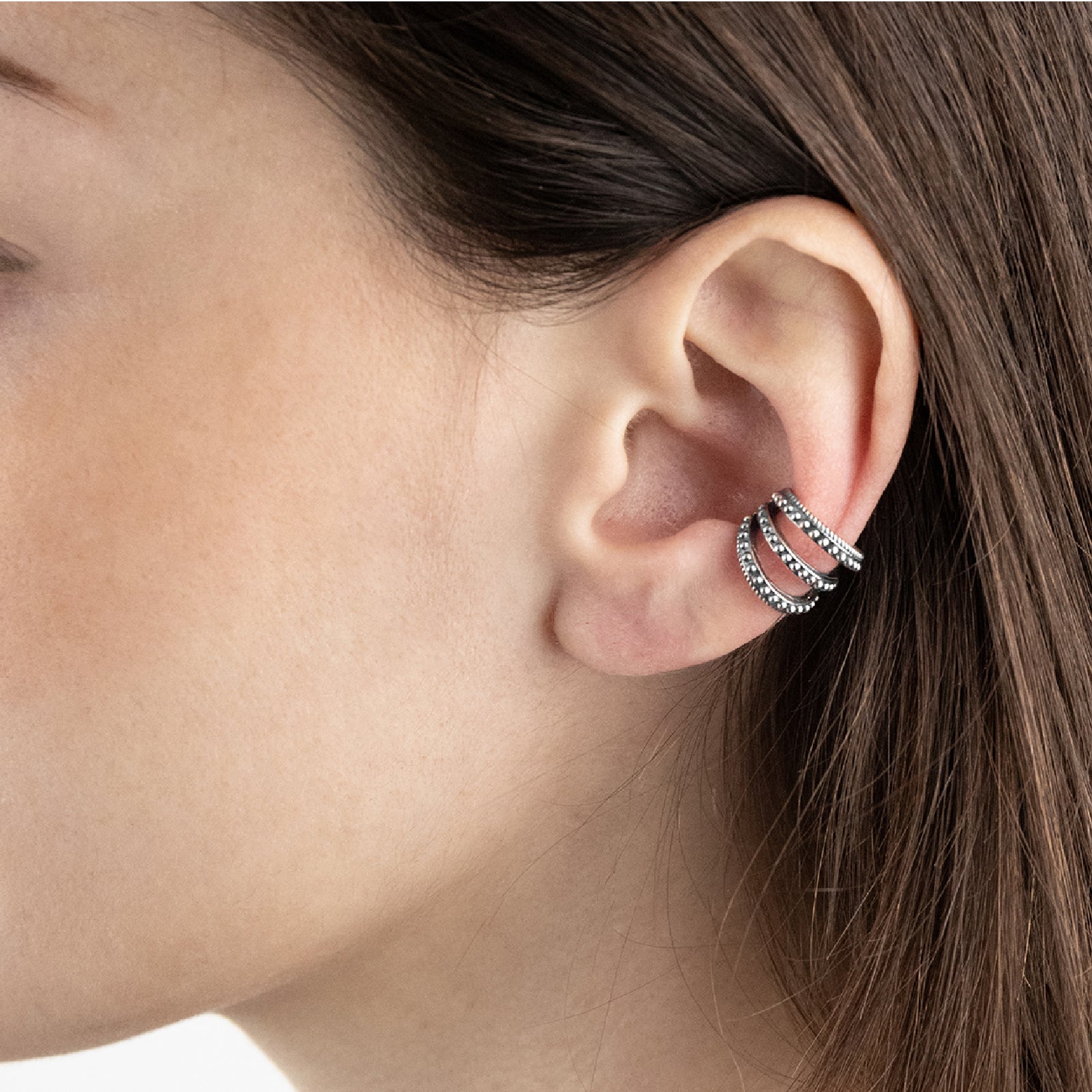 Earcuff triplo NOVE25 argento con decorazione puntinata MISURA UNICA
