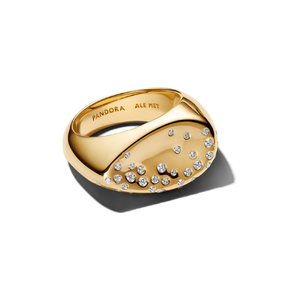 Anello Pandora in argento dorato dalla forma ovale con zirconi 12