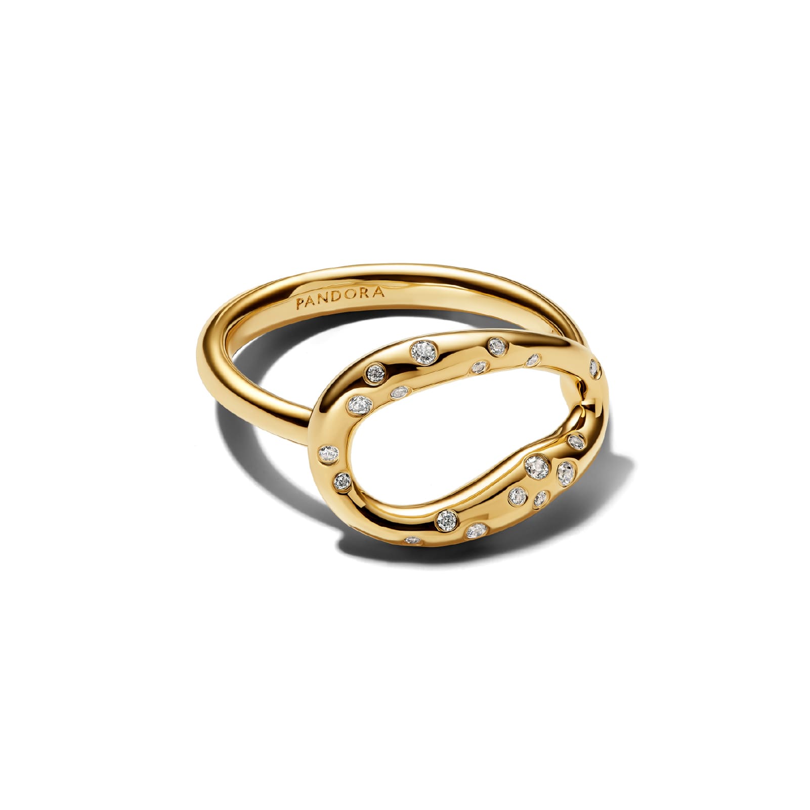 Anello Pandora in argento dorato con ovale grande e zirconi 12