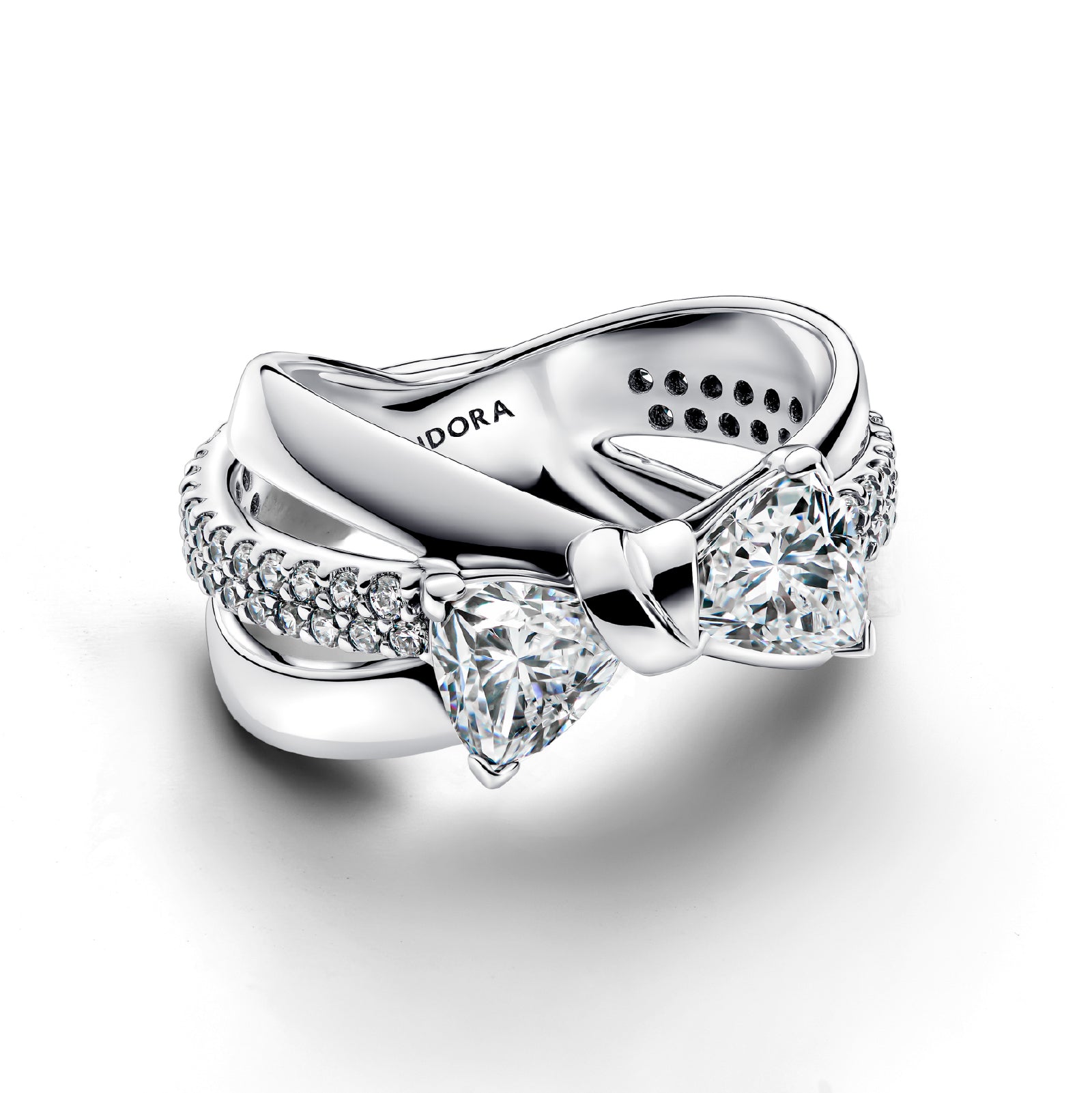 Anello fascia intrecciata Pandora in argento con zirconi 8
