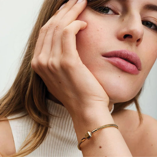 Bracciale Pandora in argento dorato con chiusura a barile 17 cm