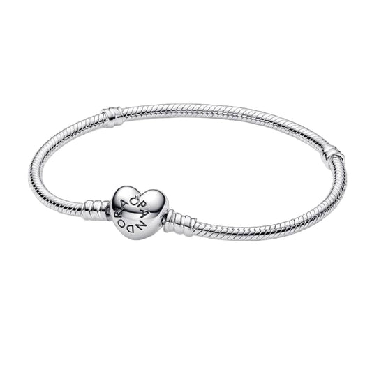 Bracciale Pandora Moments in argento con chiusura a cuore 15 cm