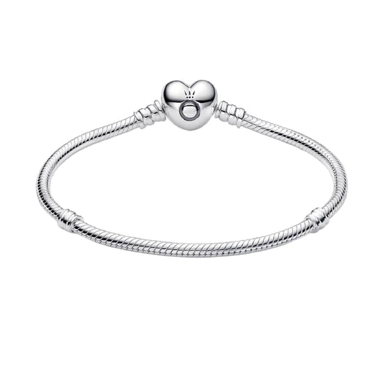 Bracciale Pandora Moments in argento con chiusura a cuore 15 cm