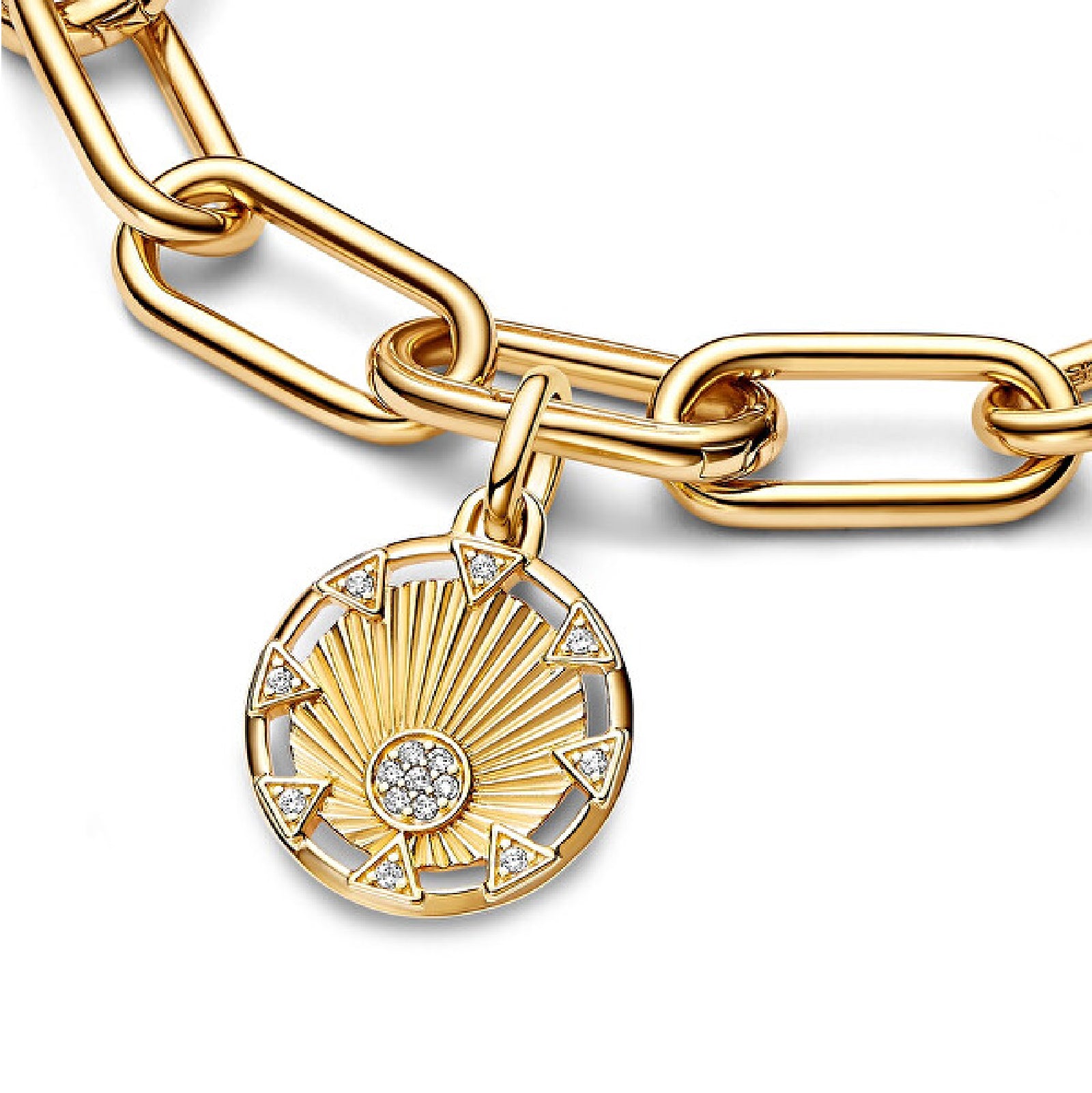 Charm a medaglione Pandora placcato in oro 14k con zirconi P.763039C01