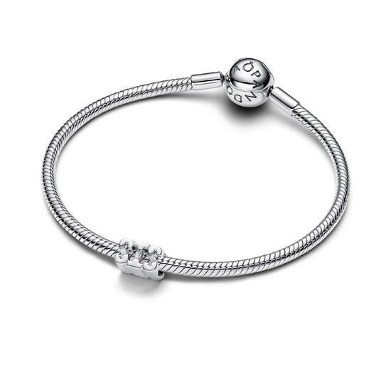 Charm Pandora in argento sterling con scritta SIS e zirconi MISURA UNICA