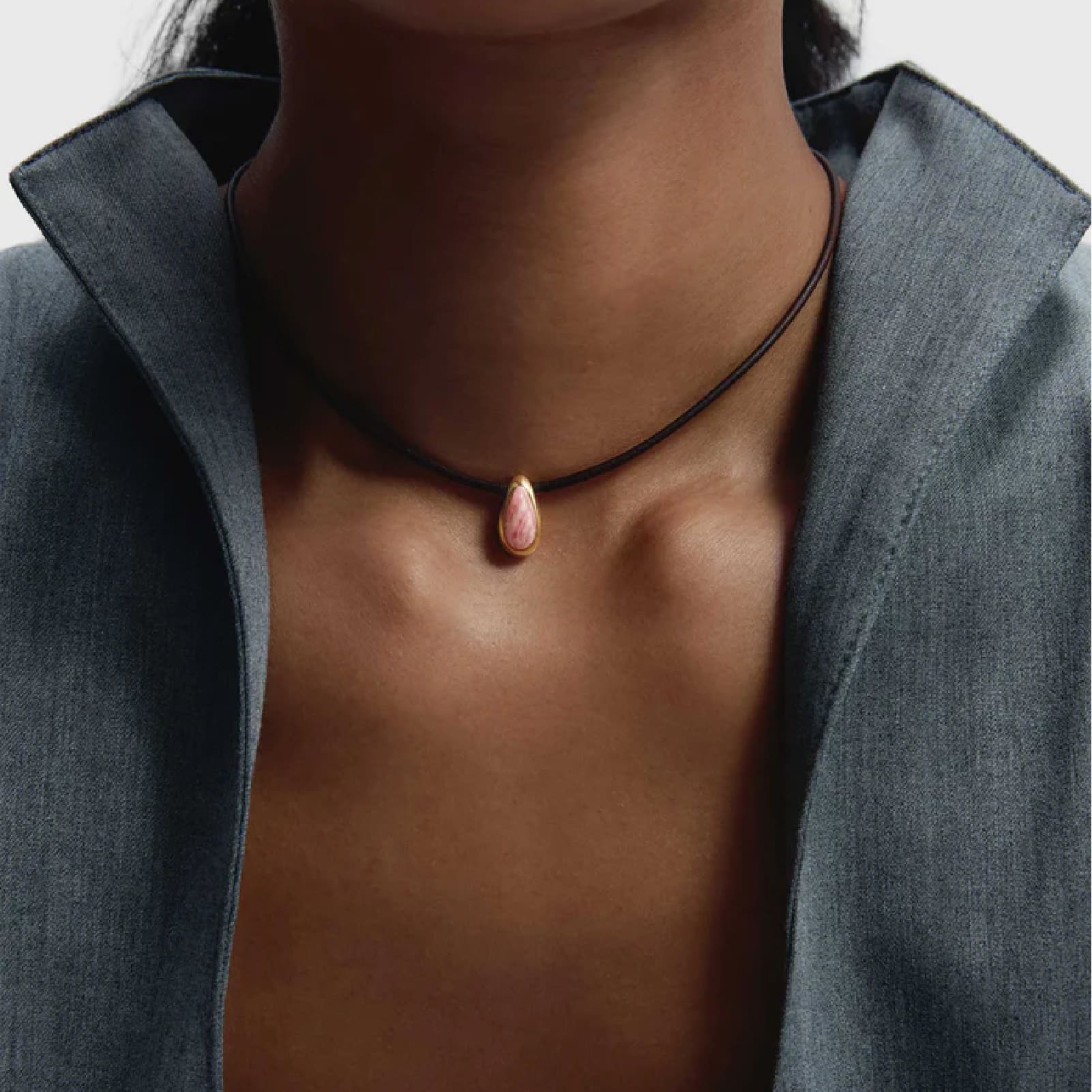 Collana PDPAOLA Rhodocrosite Luna argento dorato e pietra rosa MISURA UNICA