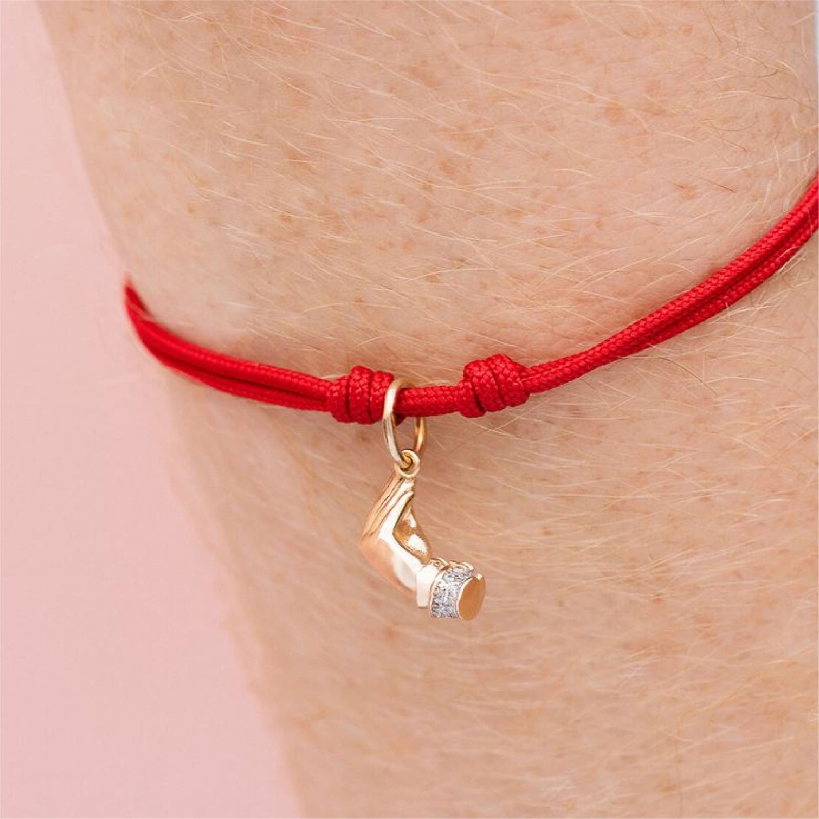 Bracciale regolabile Rue Des Mille Charm Bar in corda rosso REGOLABILE