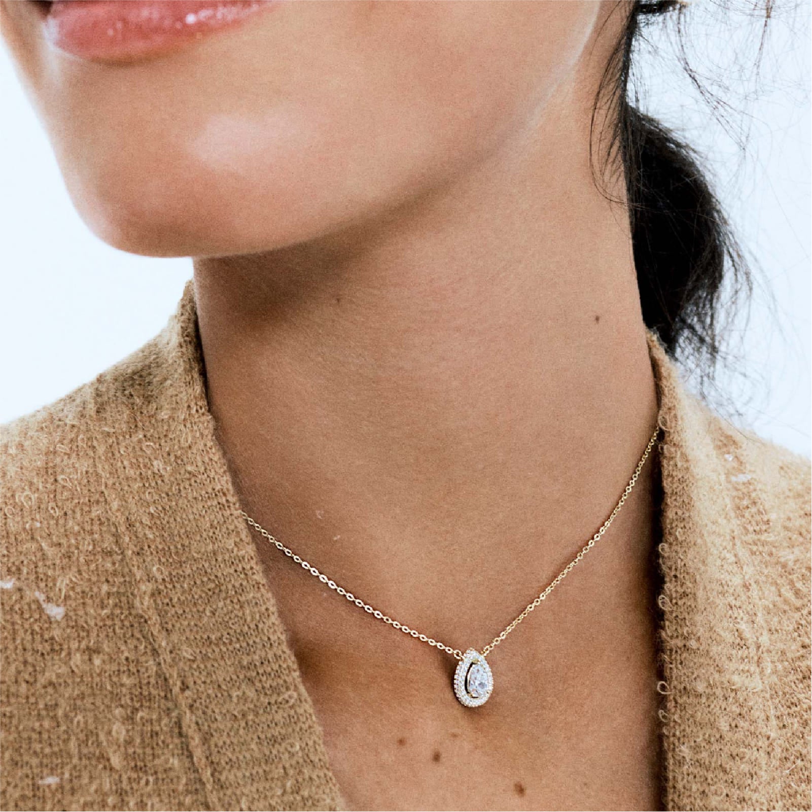 Collana girocollo Rosato in argento goccia pendente e zirconi MISURA UNICA