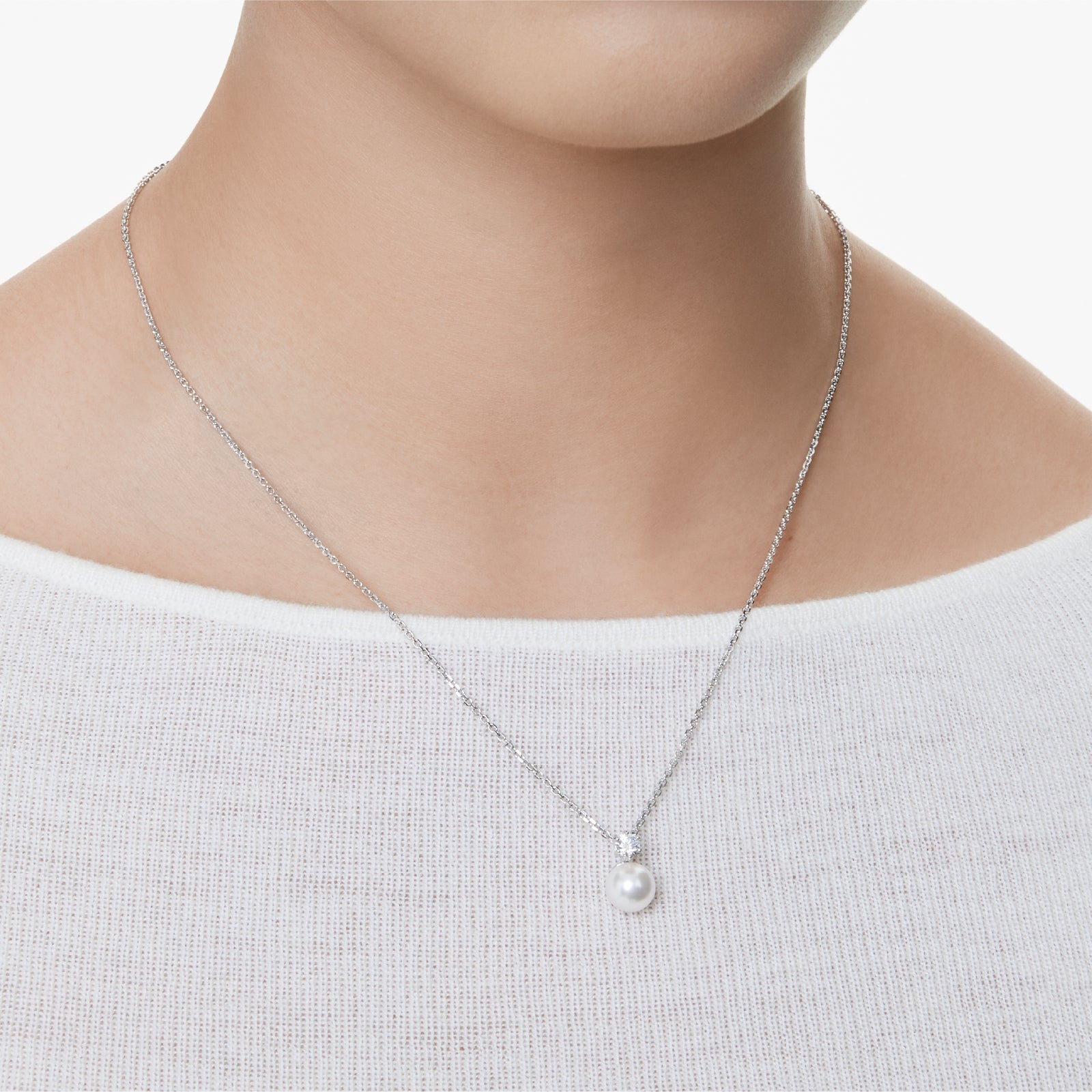 COLLANA CON PENDENTE SWAROVSKI RODIATA CON PERLA E ZIRCONI S.5693897