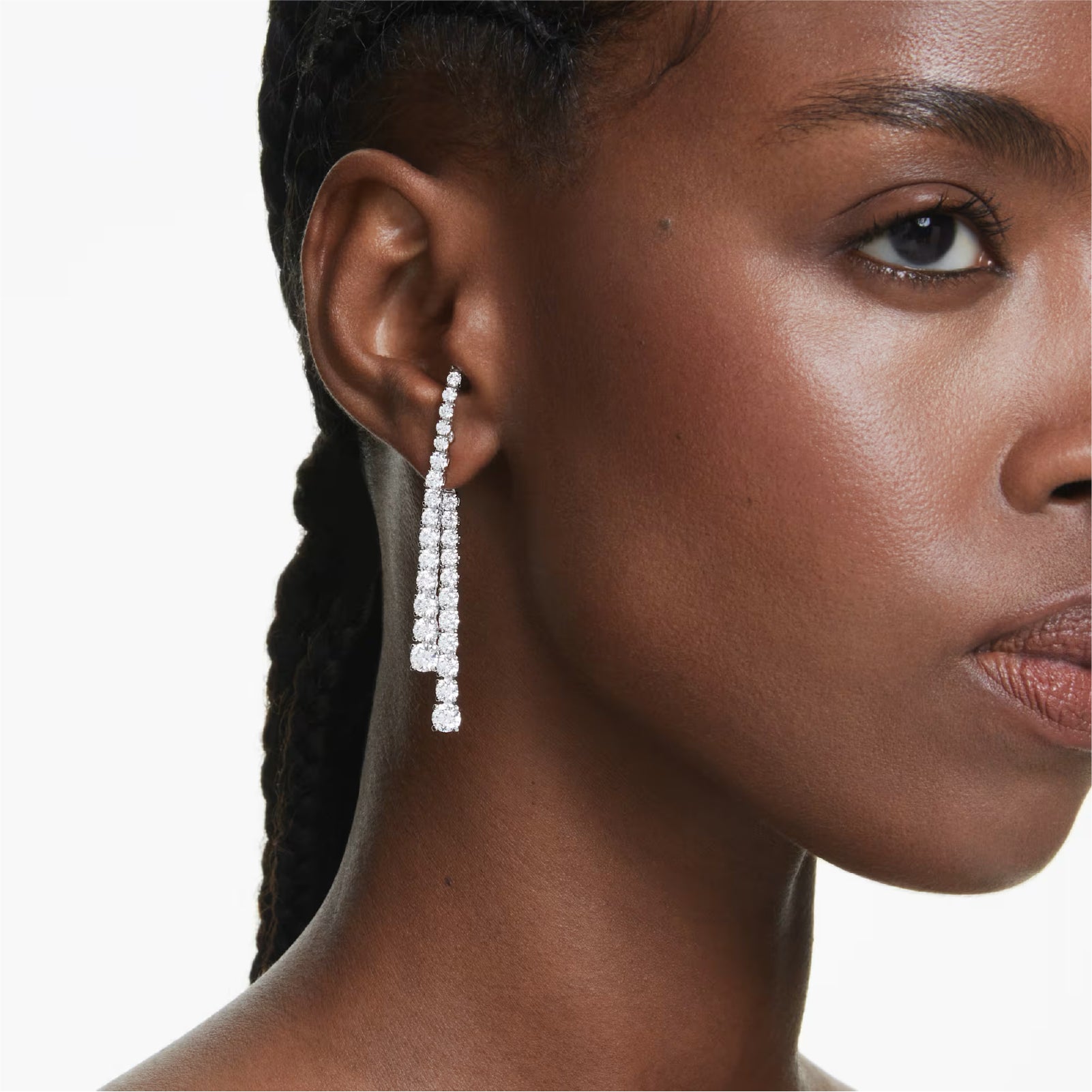 Orecchini pendenti da donna Swarovski rodiato con cristalli MISURA UNICA