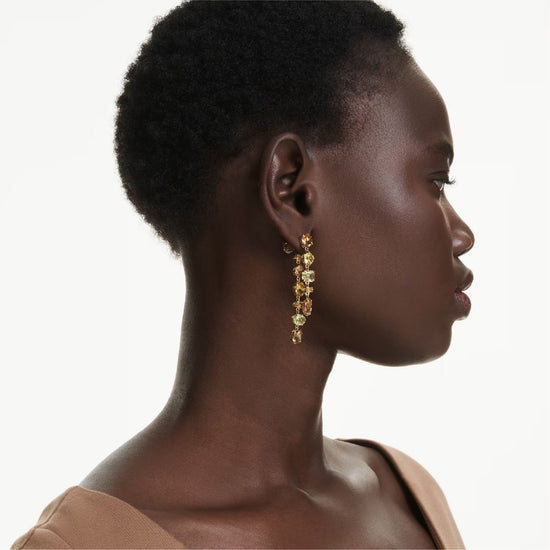 Orecchini pendenti Swarovski dorati con pietre miste MISURA UNICA