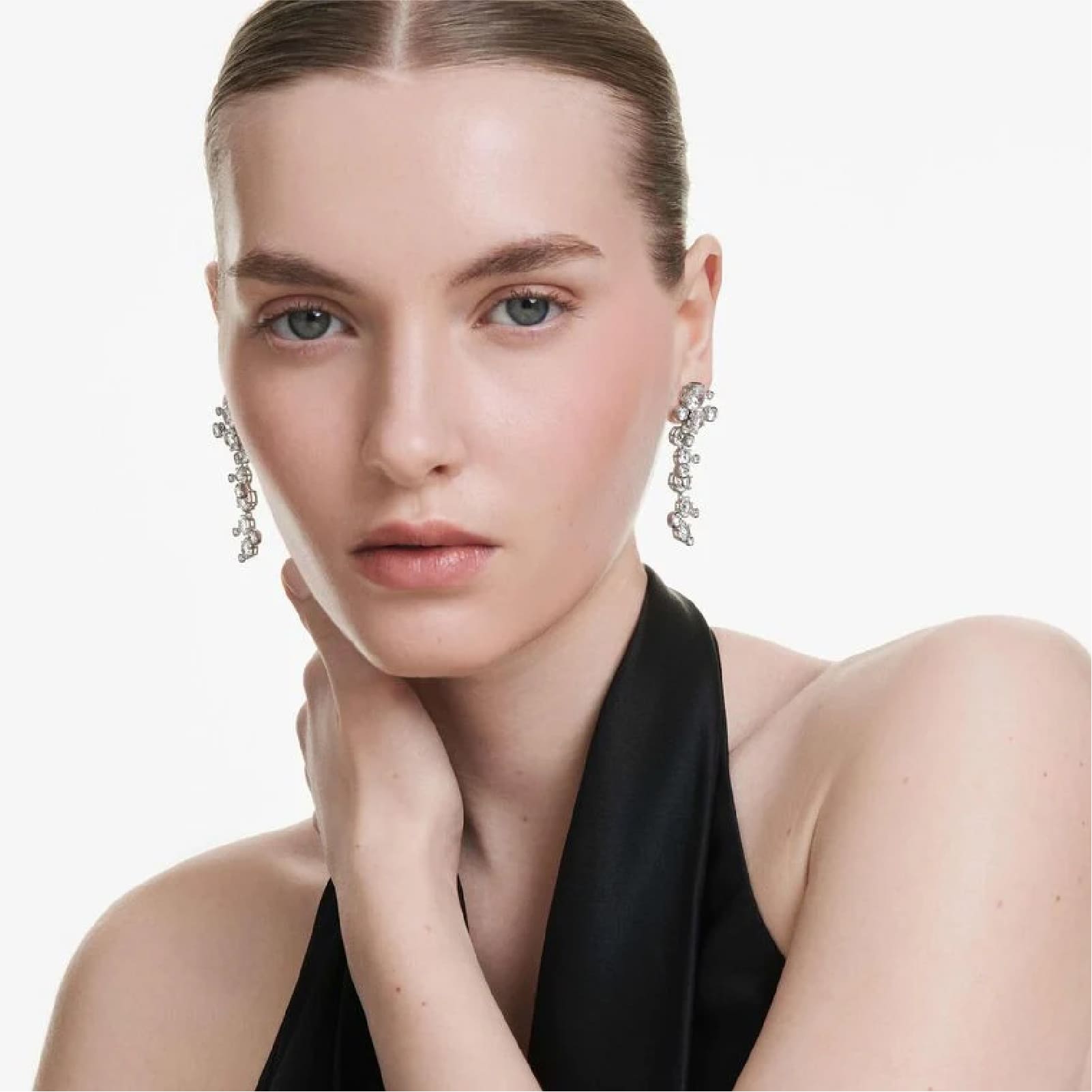 Orecchini pendenti da donna Swarovski rodiato con cristalli MISURA UNICA