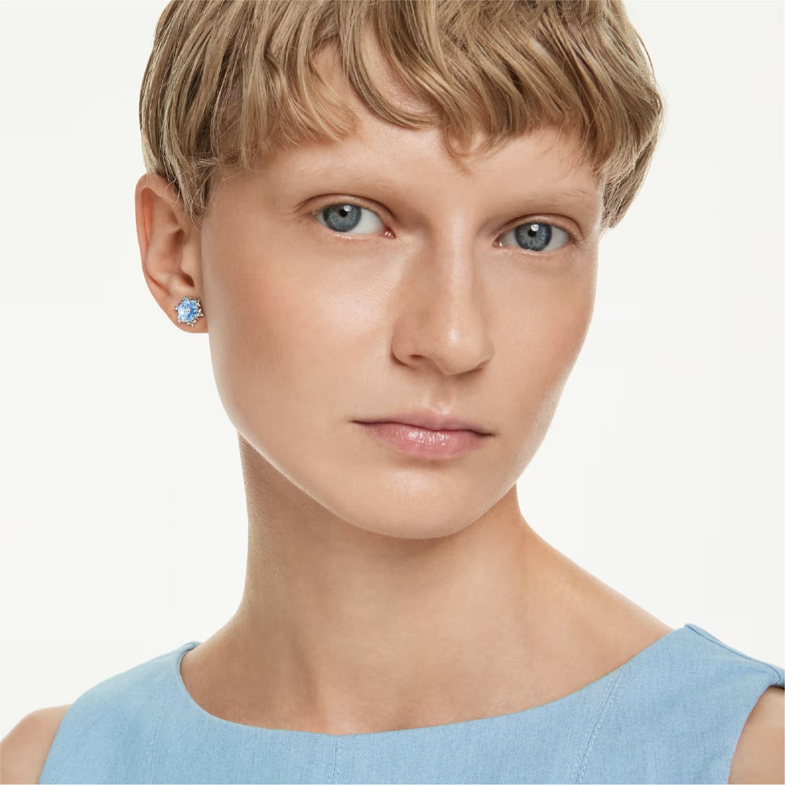 Orecchini a lobo a fiocco di neve con cristalli Swarovski