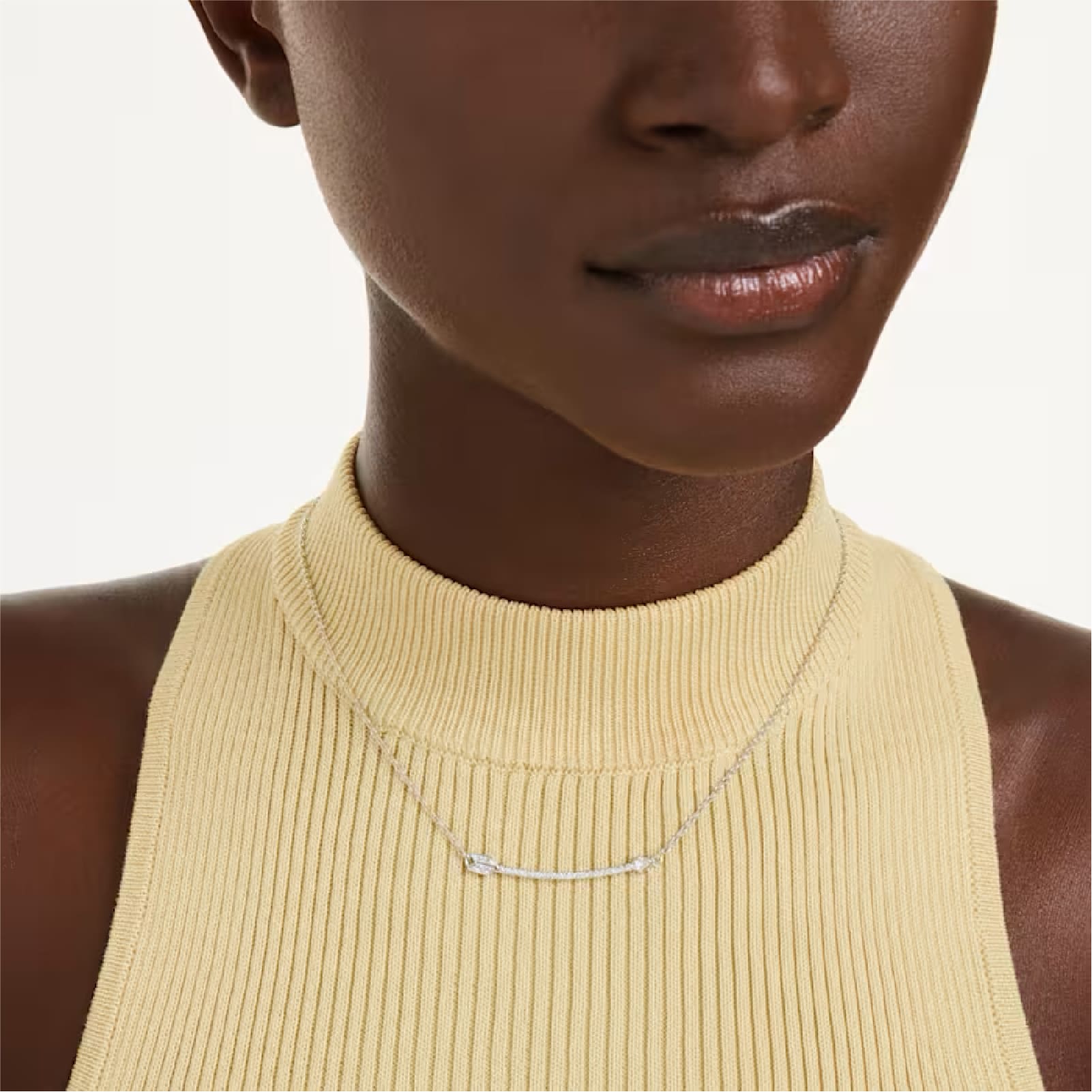 Collana girocollo Swarovski Idyllia rodiata con freccia MISURA UNICA