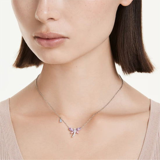 Collana pendente Ariana Grande x Swarovski con libellula rosa MISURA UNICA
