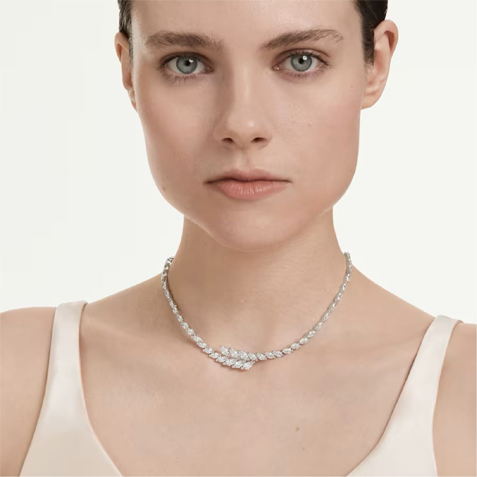 Collana semirigida Swarovski Mesmera con zirconi bianchi MISURA UNICA
