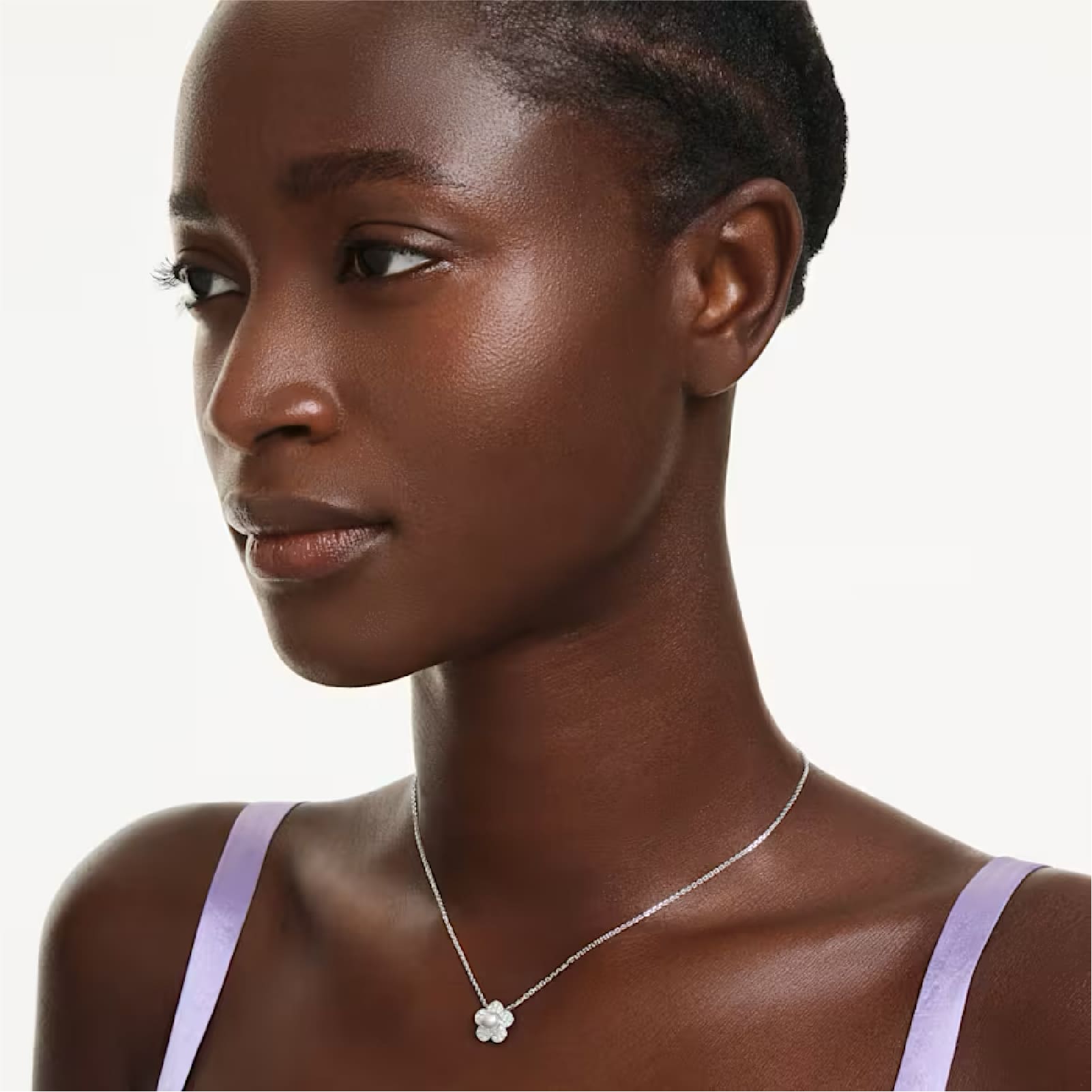 Collana Ariana Grande x Swarovski con fiore e perla centrale MISURA UNICA