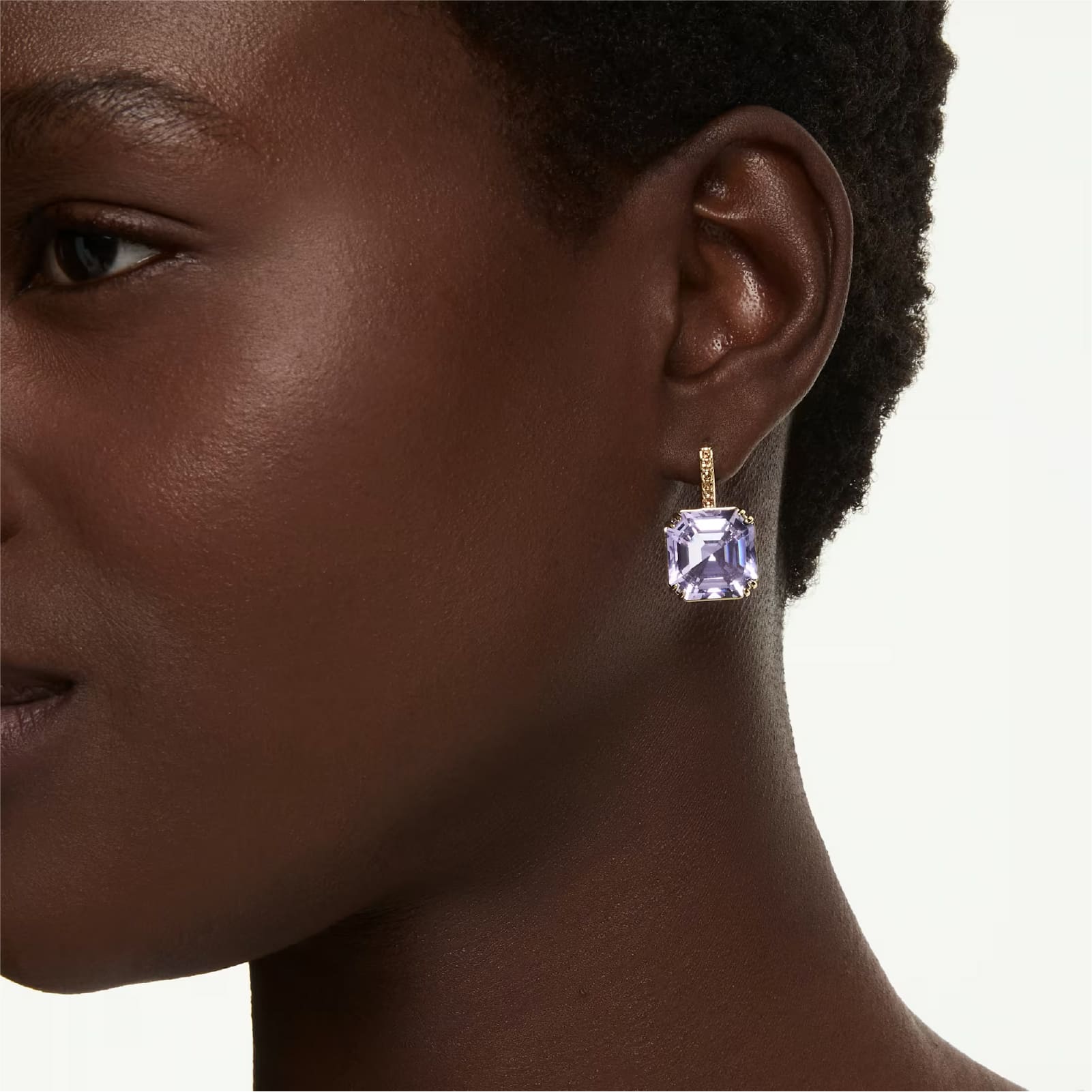 Orecchini pendenti Swarovski Millenia lega oro e viola MISURA UNICA