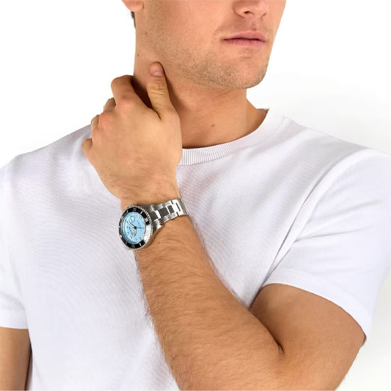 Orologio solo tempo Sector 230 acciaio quadrante azzurro 43mm MISURA UNICA