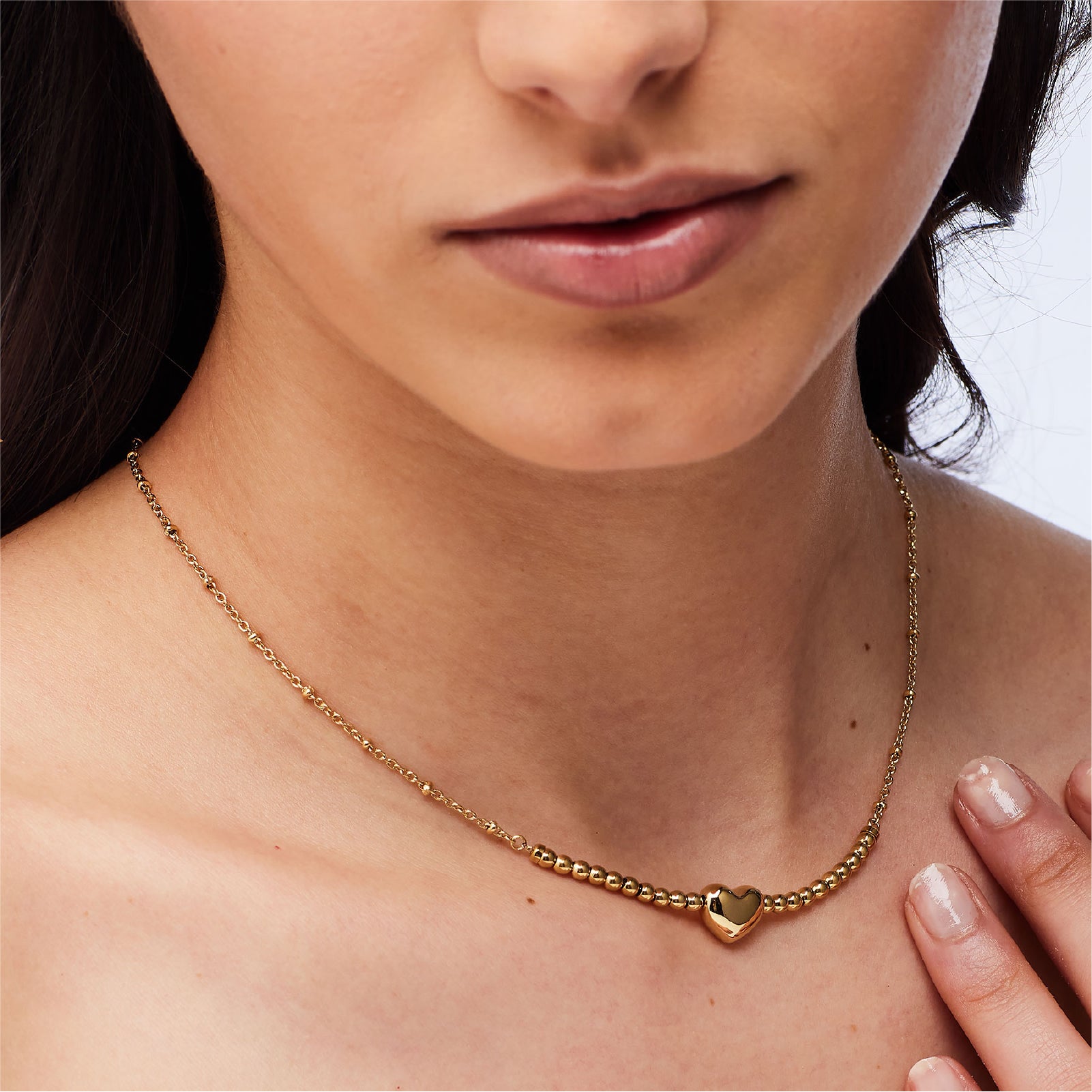 Collana girocollo S'agapõ acciaio dorato con sfere e cuore MISURA UNICA