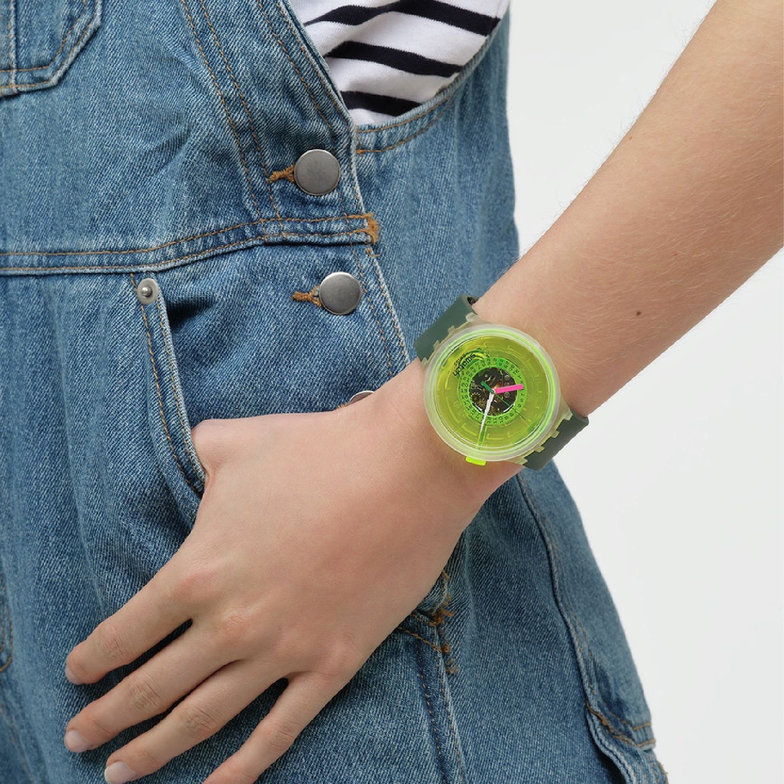 Orologio solo tempo Swatch Neon unisex SB05K400-4