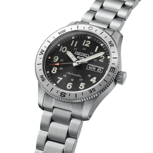 Orologio Seiko 5 Sports Auto in acciaio e quadrante nero MISURA UNICA