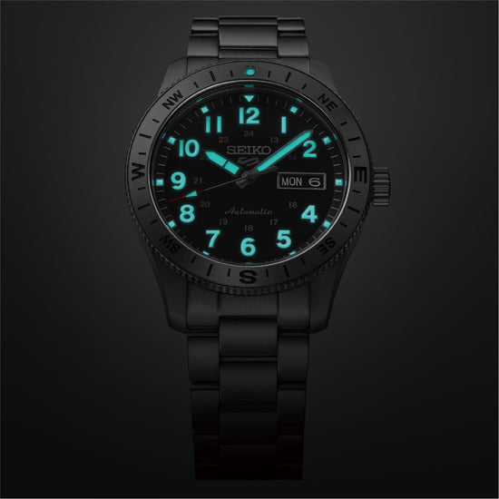Orologio Seiko 5 Sports Auto in acciaio e quadrante nero MISURA UNICA