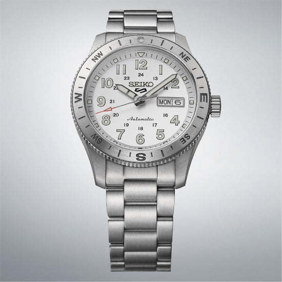 Orologio Seiko 5 Sports Auto in acciaio e quadrante bianco MISURA UNICA