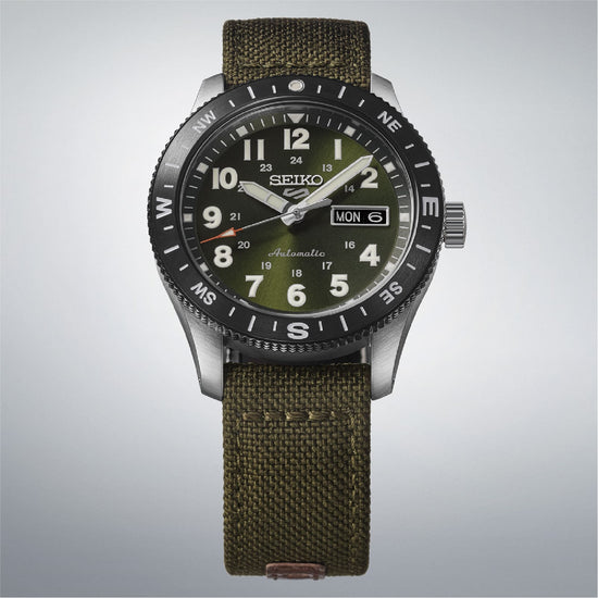 Orologio Seiko 5 Sports Auto in acciaio e quadrante verde MISURA UNICA