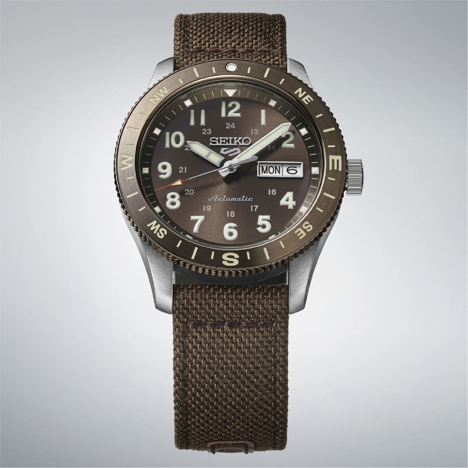 Orologio Seiko 5 Sports Auto in acciaio e quadrante marrone MISURA UNICA