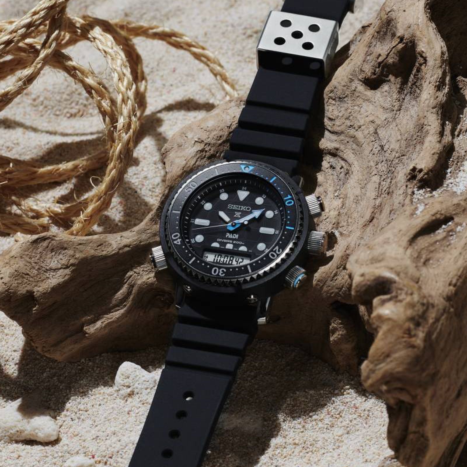 Orologio digitale solare Seiko Prospex uomo acciaio, plastica, silicone nero 46,9mm SNJ035P1-2