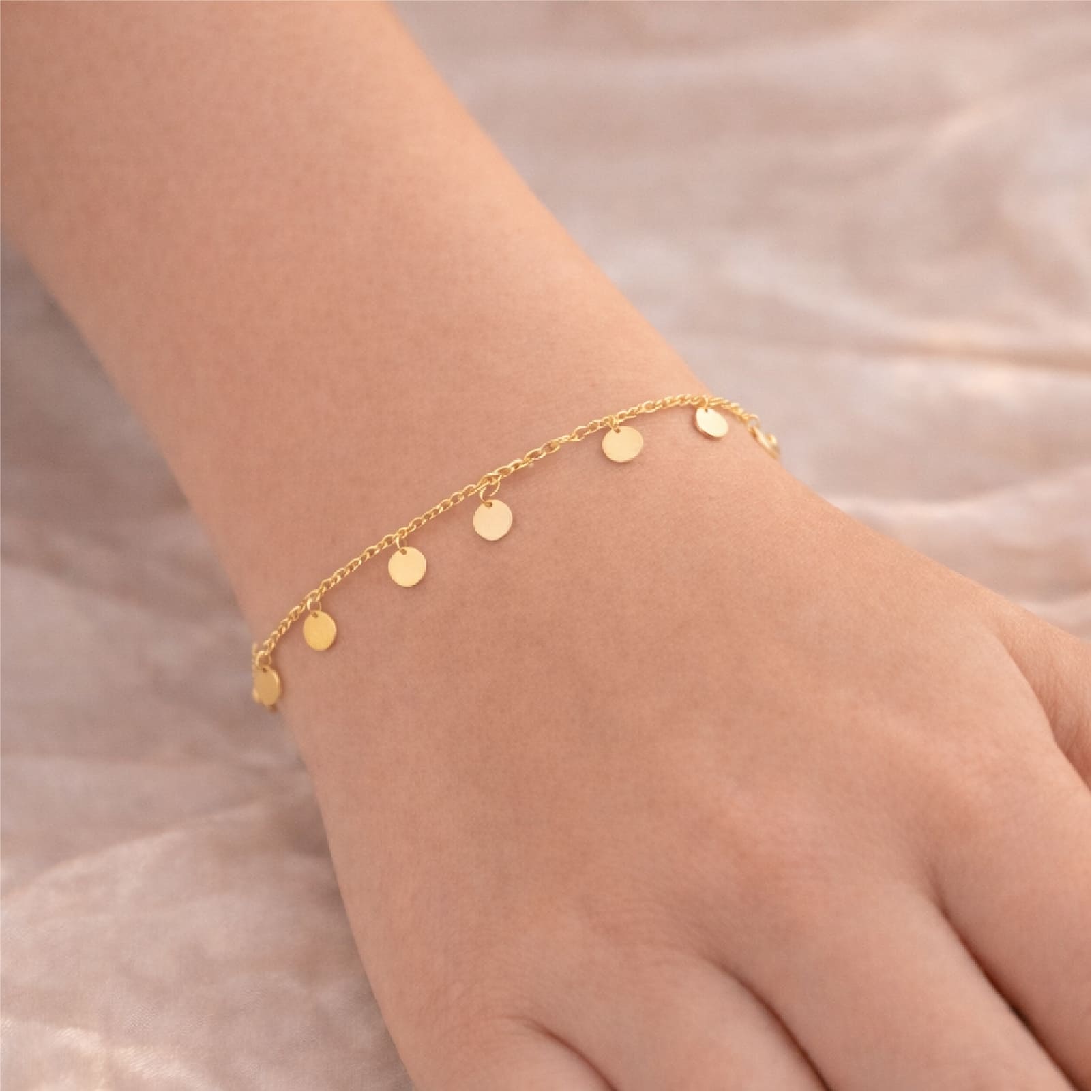 Bracciale catena Joy Gioielli oro giallo 18 kt con pendenti 18 cm